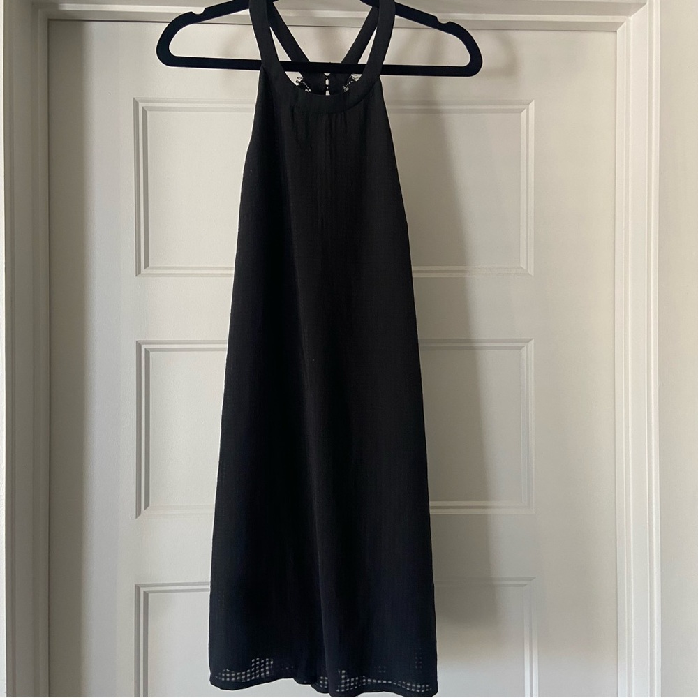 Women’s semi formal black sheath dress